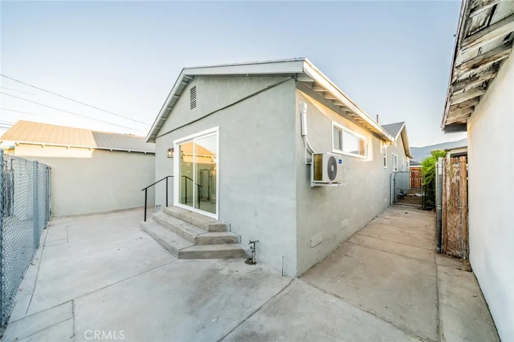 25513 Byron San Bernardino, CA 92404