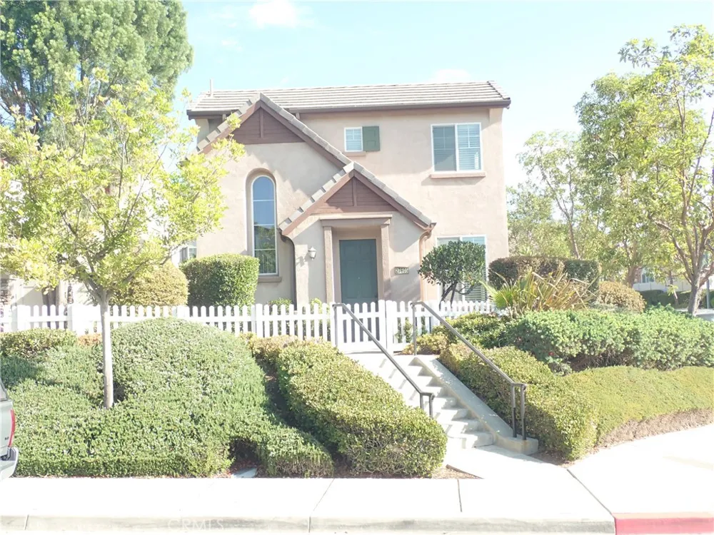 27605 Chicory Murrieta, CA 92562