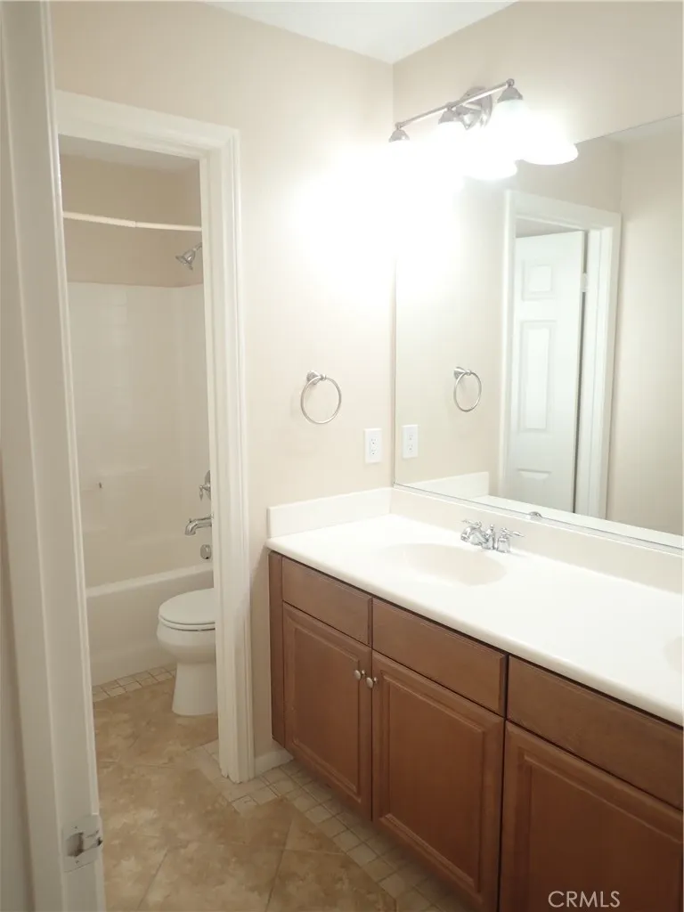 27605 Chicory Murrieta, CA 92562