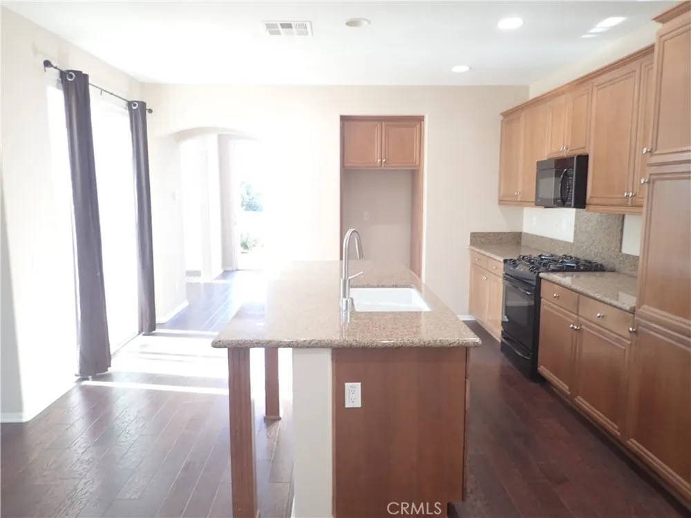 27605 Chicory Murrieta, CA 92562