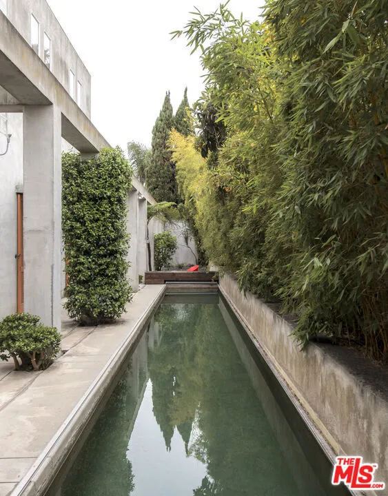 714 6th Avenue Venice, CA 90291