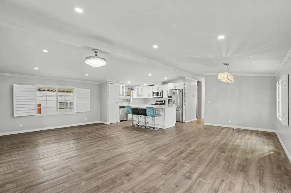 12505 Royal Road #SPC 66 El Cajon, CA 92021