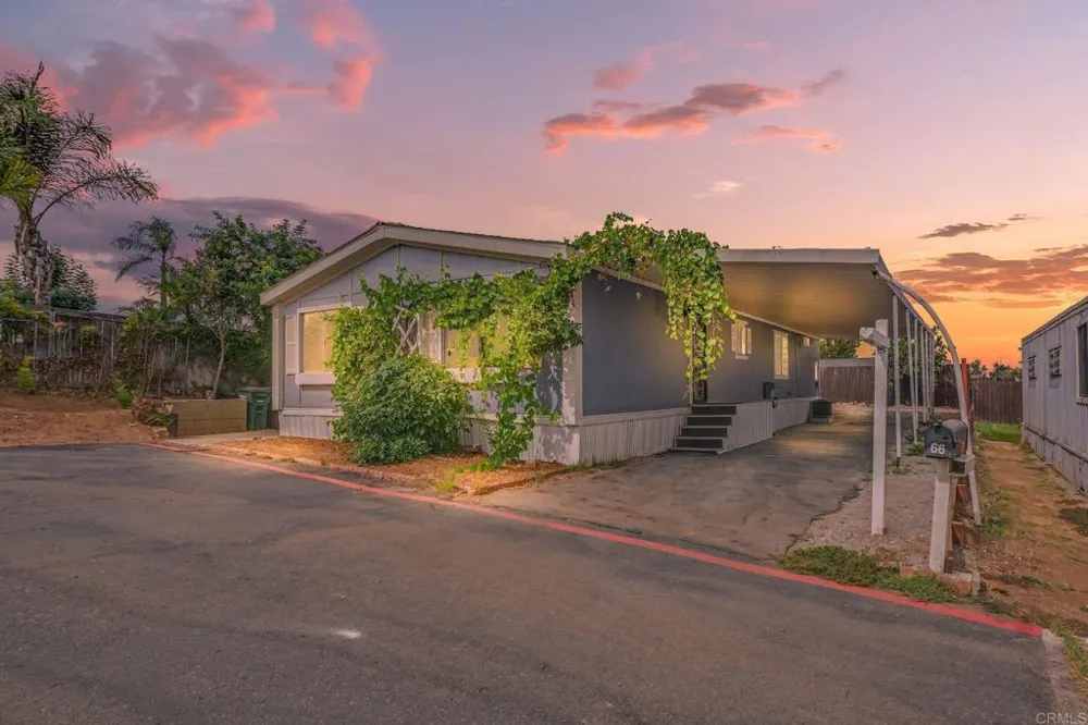 12505 Royal Road #SPC 66 El Cajon, CA 92021