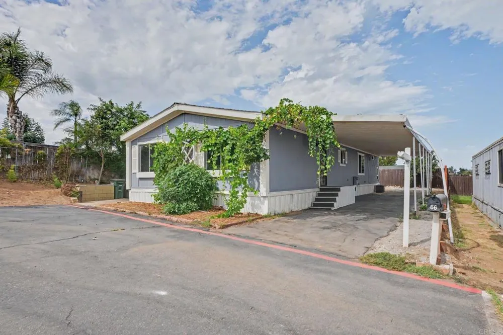 12505 Royal Road #SPC 66 El Cajon, CA 92021