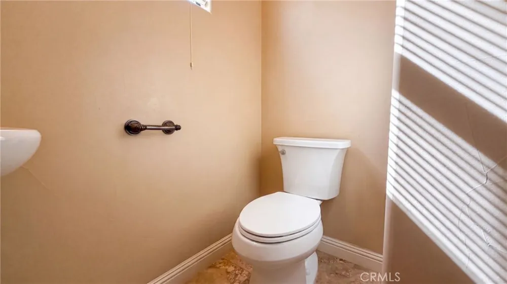 5935 Buena Suerte Yucca Valley, CA 92284