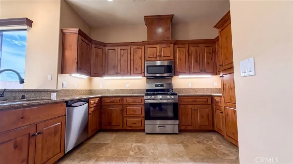 5935 Buena Suerte Yucca Valley, CA 92284
