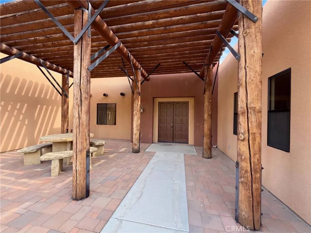 5935 Buena Suerte Yucca Valley, CA 92284