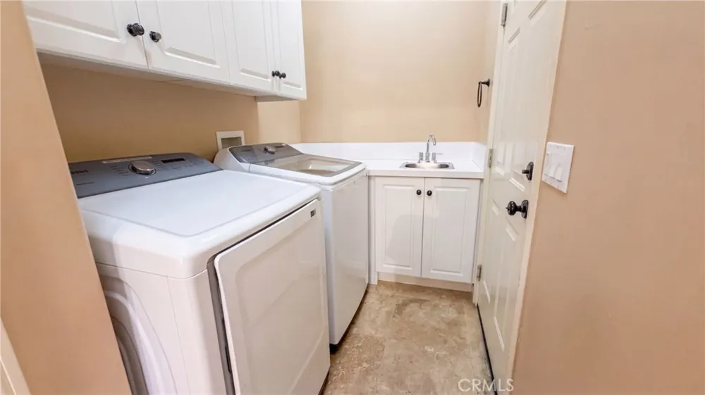 5935 Buena Suerte Yucca Valley, CA 92284