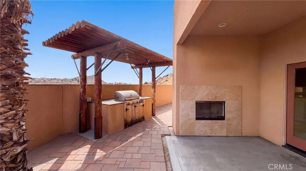 5935 Buena Suerte Yucca Valley, CA 92284