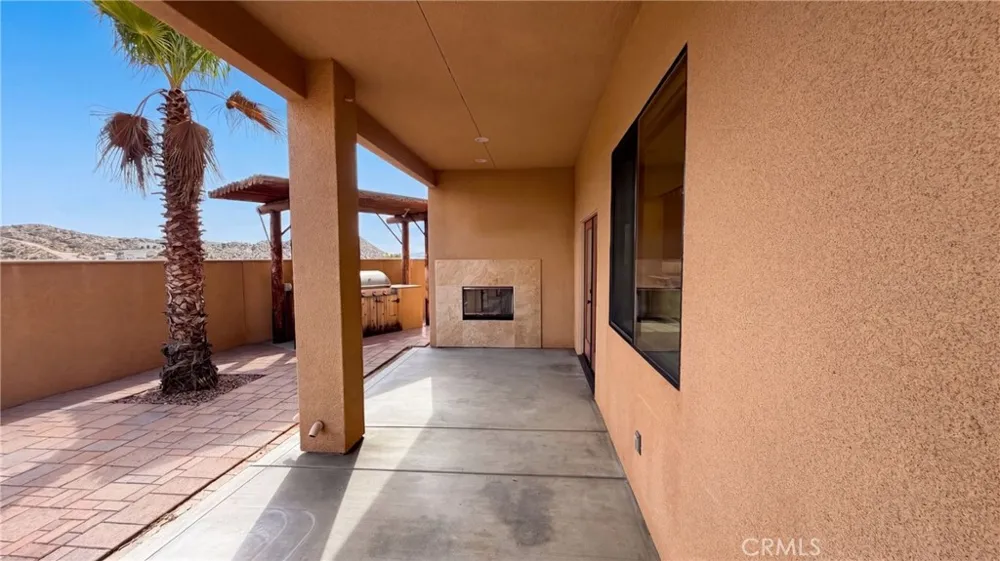 5935 Buena Suerte Yucca Valley, CA 92284