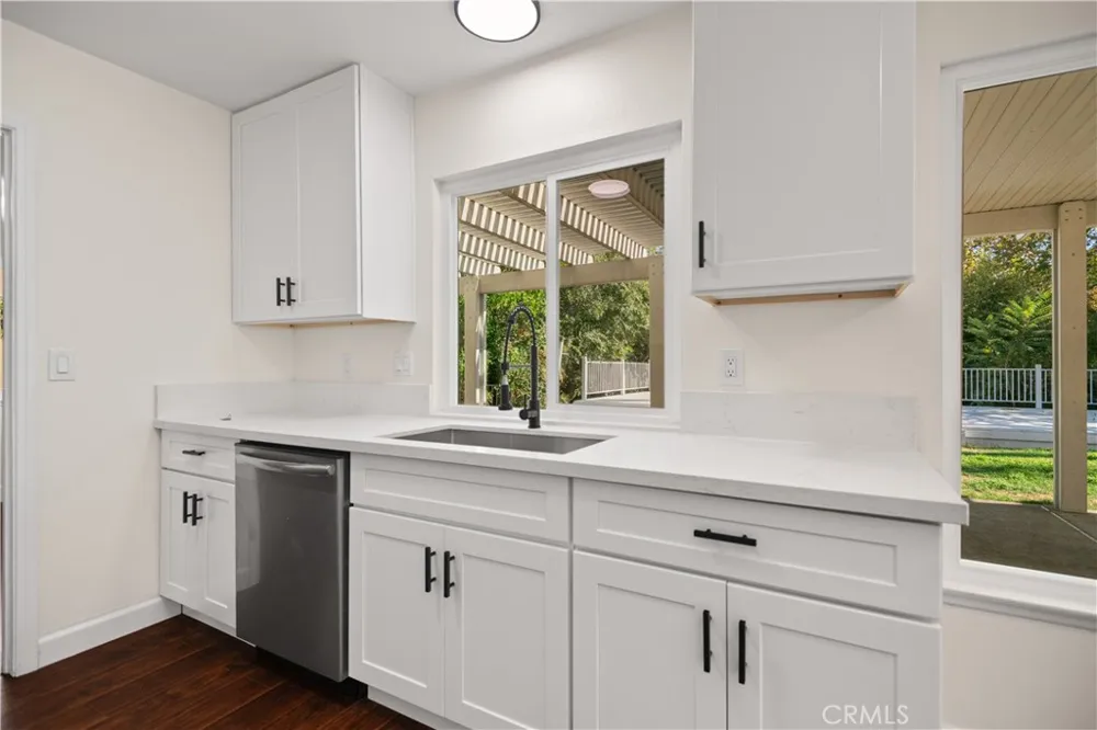 10143 Bristol Dr Alta Loma, CA 91737