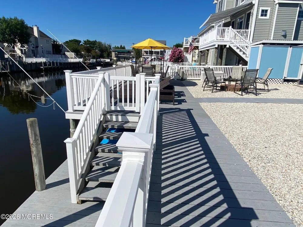 27 Gregg Drive Manahawkin, NJ 08050