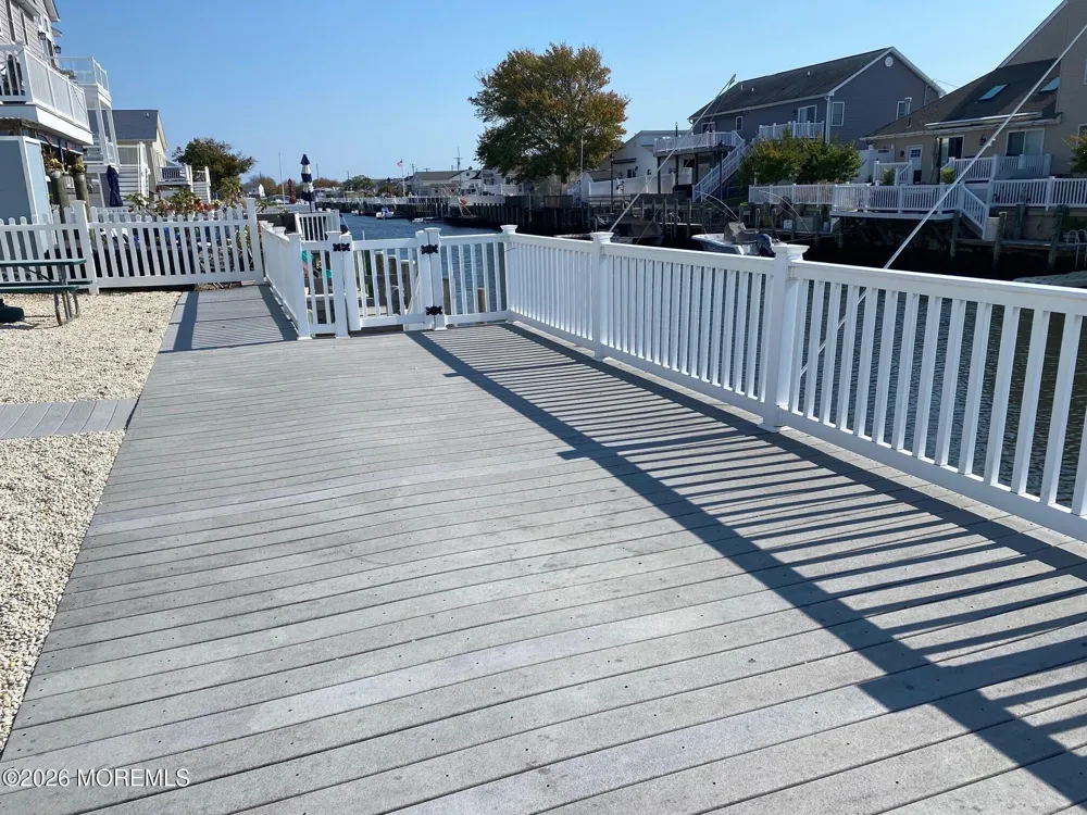 27 Gregg Drive Manahawkin, NJ 08050