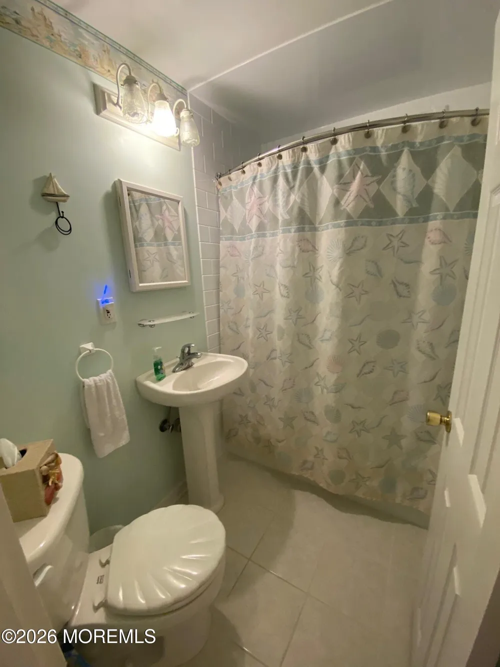 27 Gregg Drive Manahawkin, NJ 08050