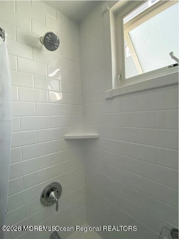 27 Gregg Drive Manahawkin, NJ 08050