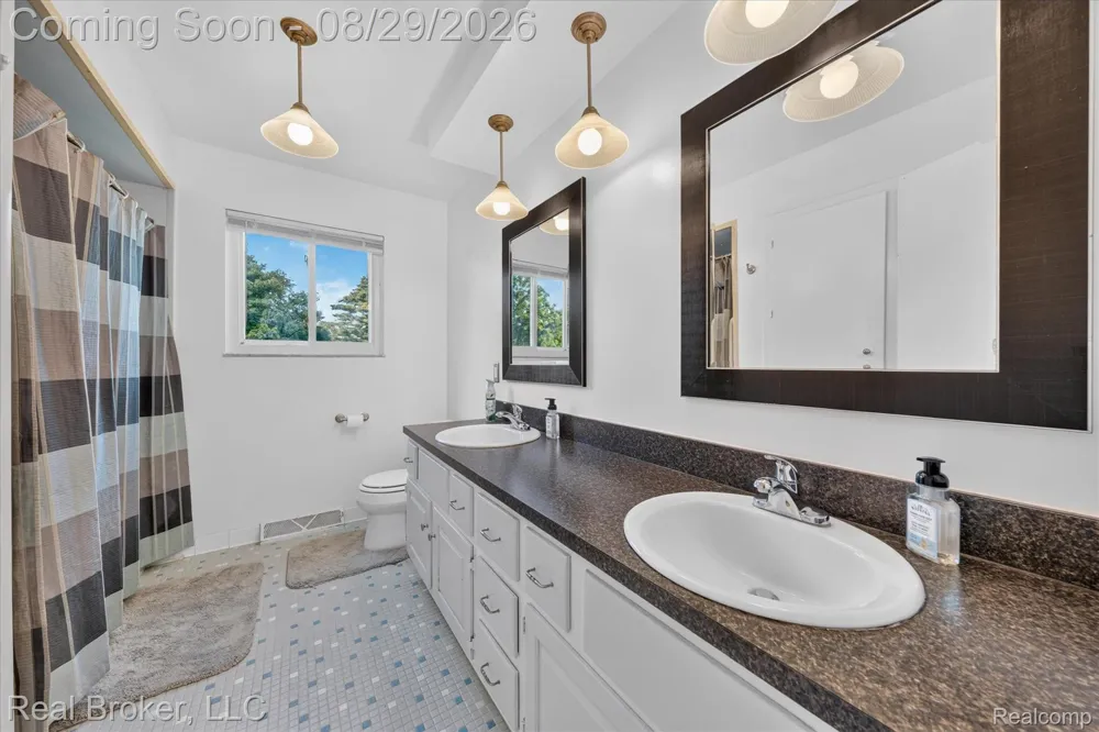 36400 Madison Street Richmond City, MI 48062