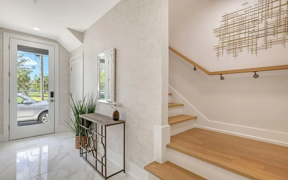 62 AUDUBON PLACE Sarasota, FL 34237