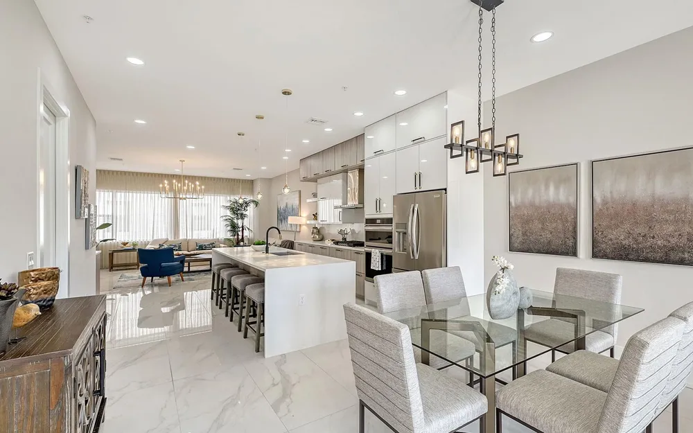 62 AUDUBON PLACE Sarasota, FL 34237