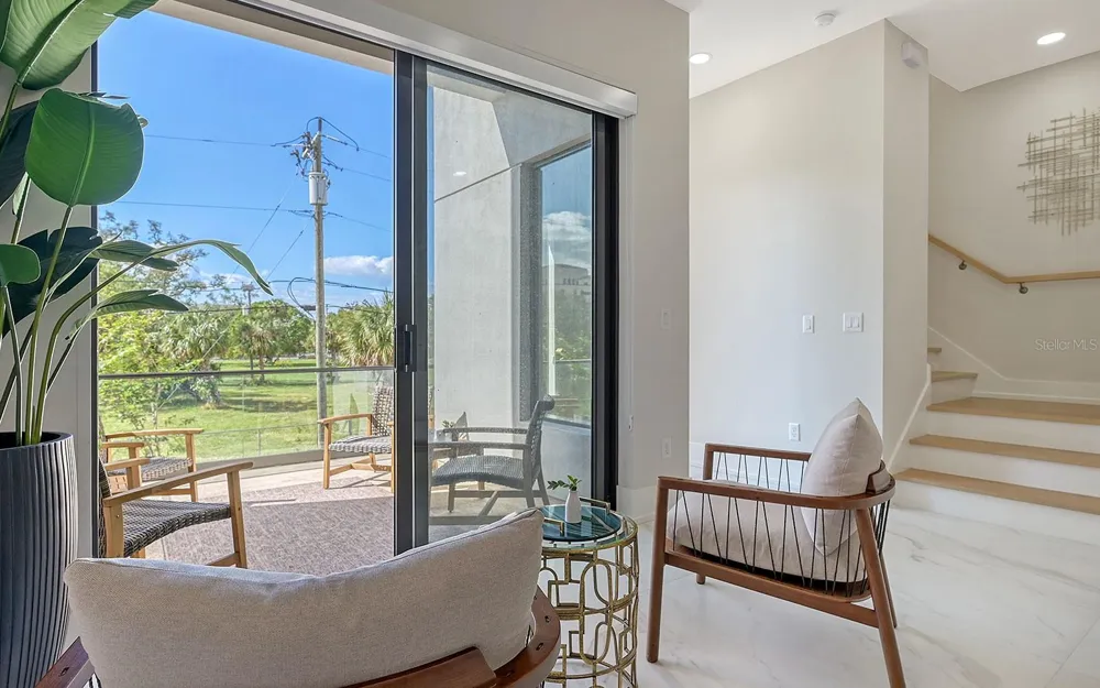 62 AUDUBON PLACE Sarasota, FL 34237
