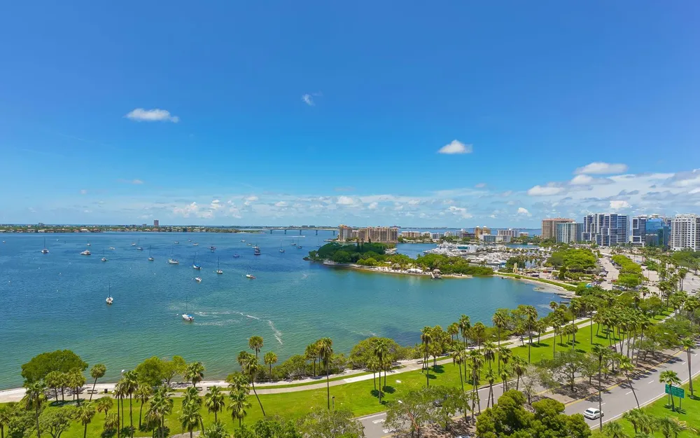 62 AUDUBON PLACE Sarasota, FL 34237