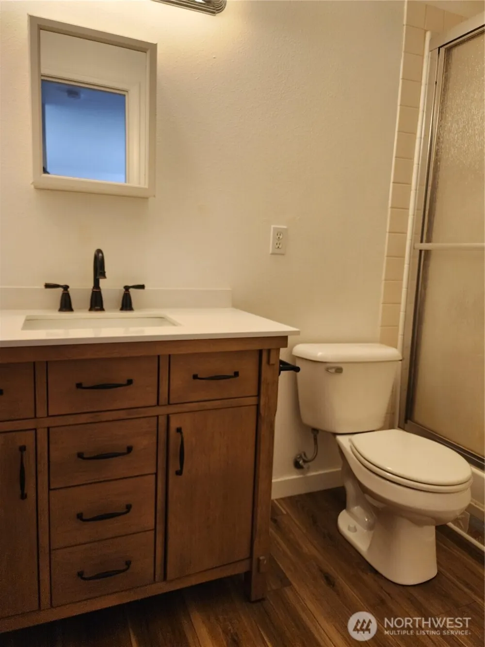 181 E Oakdale Street Allyn, WA 98524