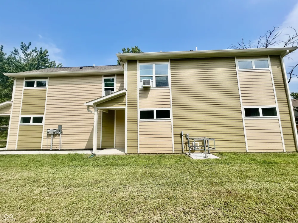 924 Oakland Avenue Indianapolis, IN 46201