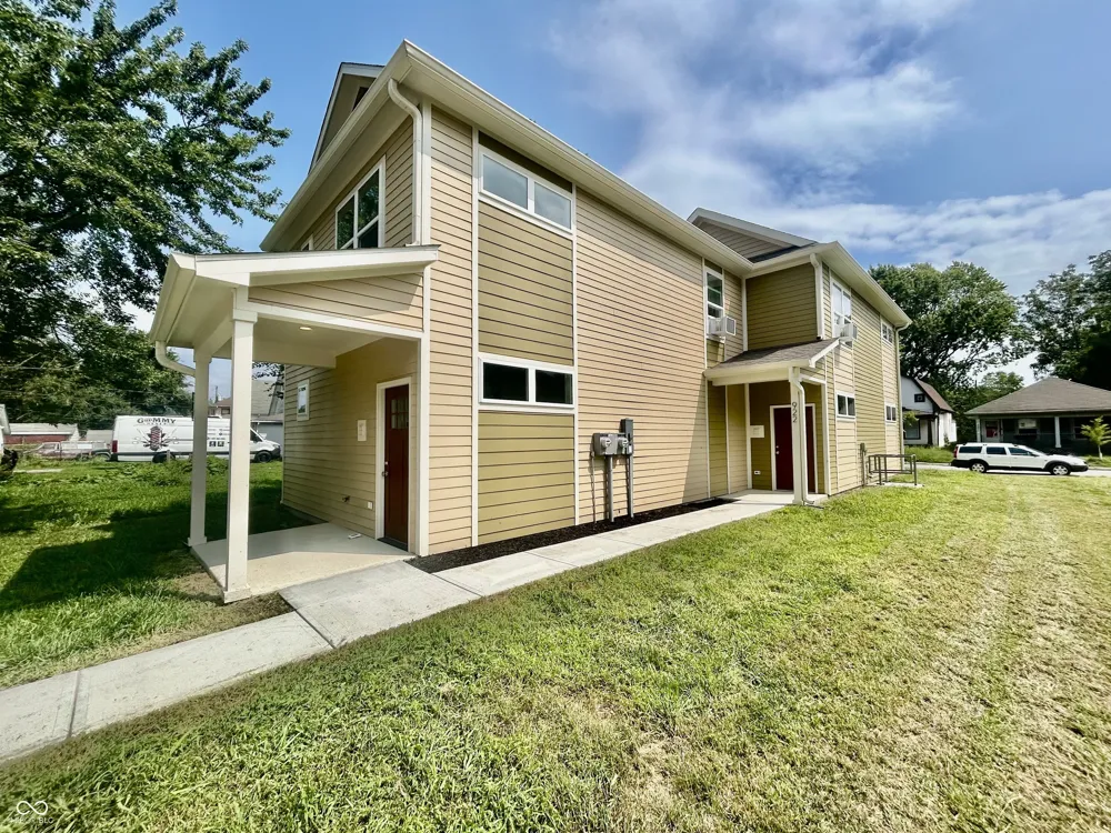 924 Oakland Avenue Indianapolis, IN 46201