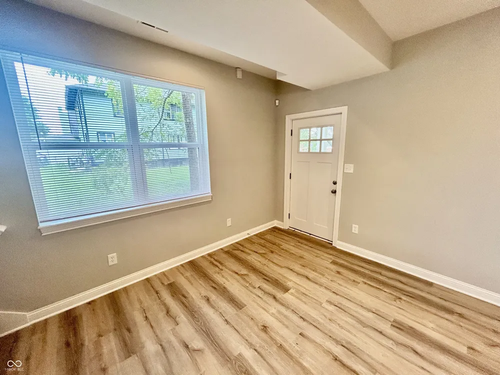 924 Oakland Avenue Indianapolis, IN 46201