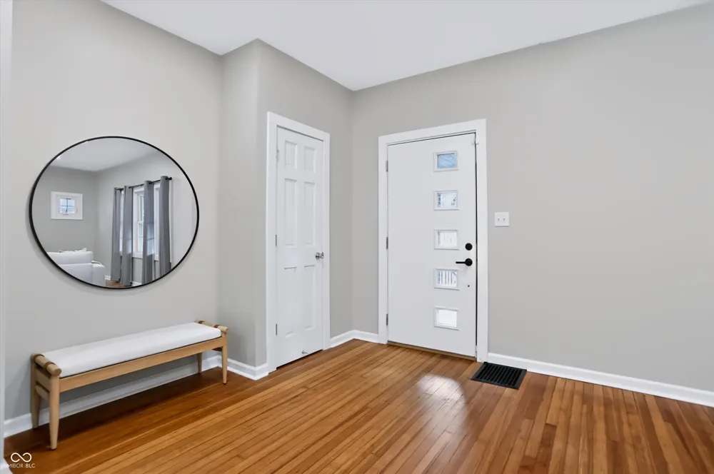 811 Wallace Avenue Indianapolis, IN 46201