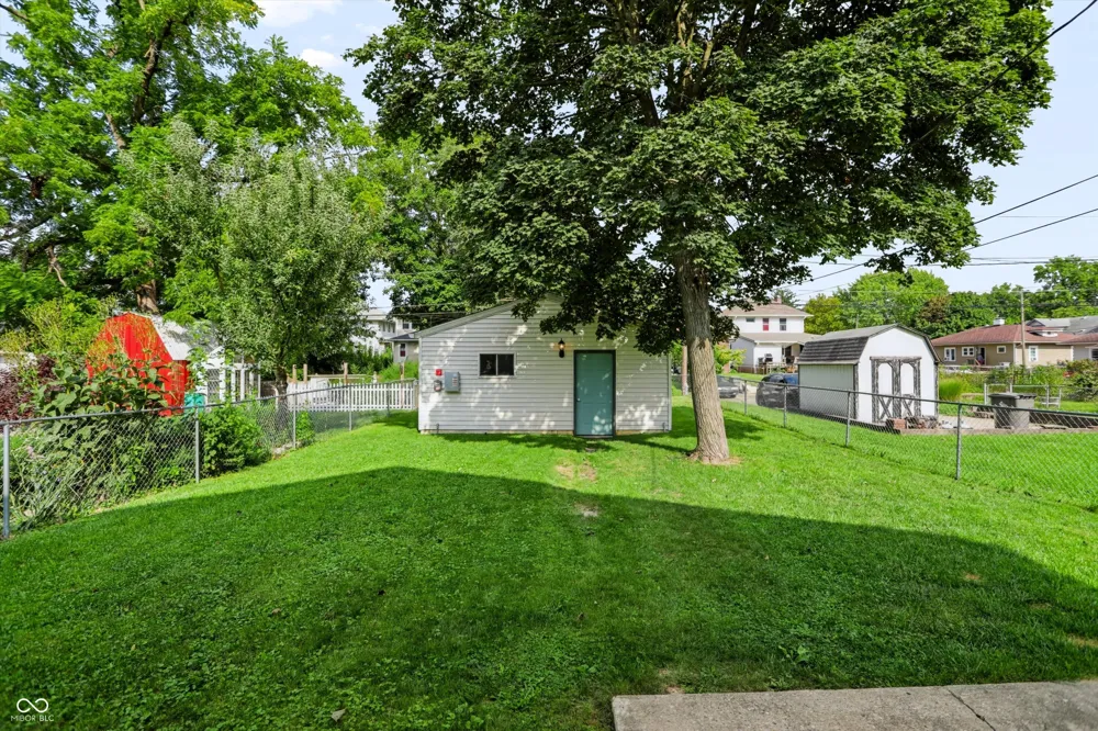 811 Wallace Avenue Indianapolis, IN 46201