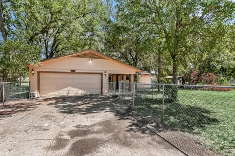 2808 Kings Circle Drive