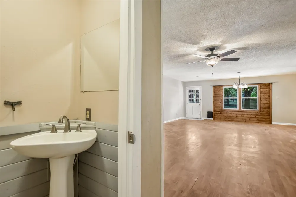 2808 Kings Circle Drive Granite Shoals, TX 78654