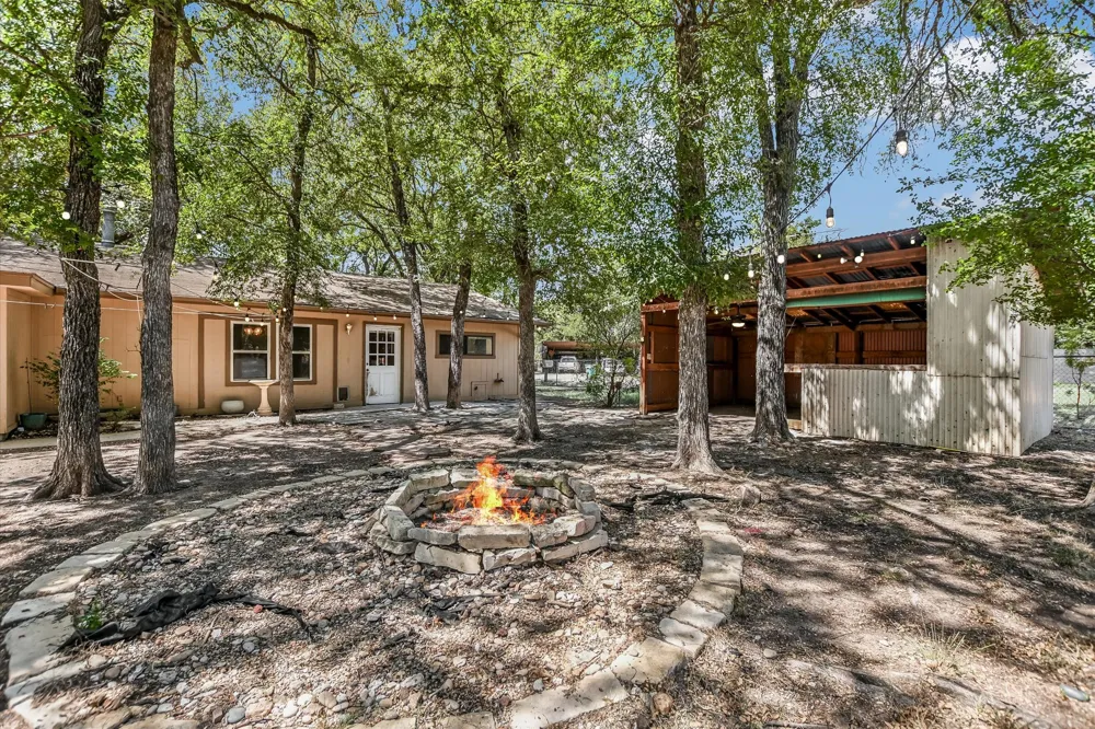 2808 Kings Circle Drive Granite Shoals, TX 78654
