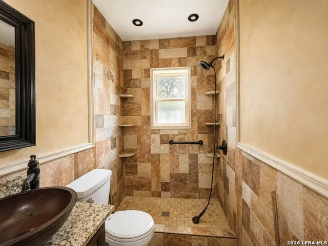 6908 Poss Leon Valley, TX 78238