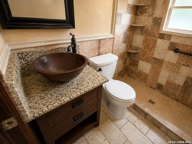 6908 Poss Leon Valley, TX 78238