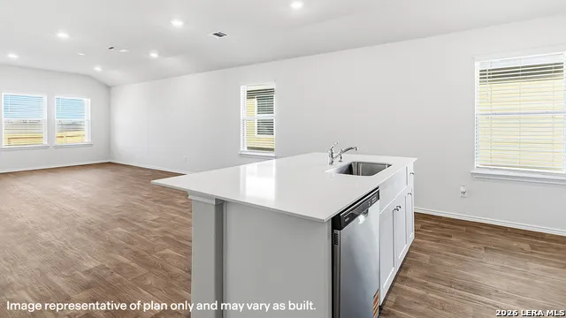 13650 Gunnison Quartz San Antonio, TX 78253