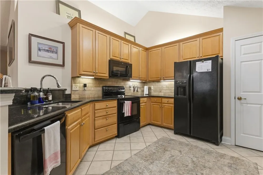 4008 Vineyards Lane NW #27 Kennesaw, GA 30144