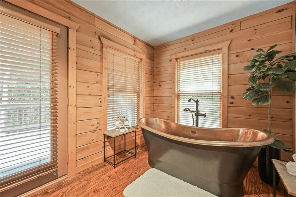 4420 Parkwood Road Social Circle, GA 30025