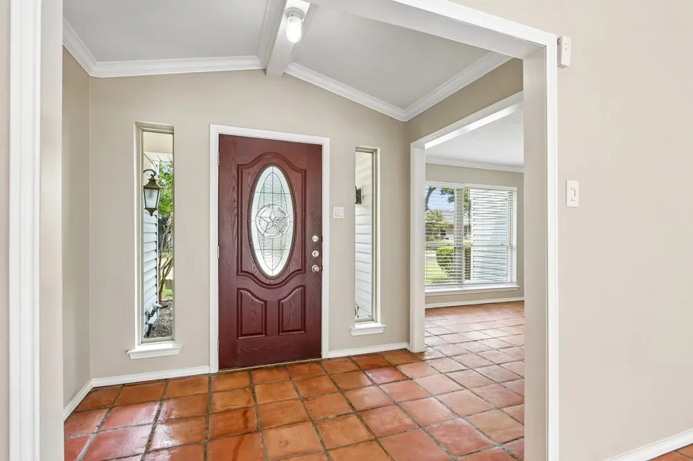 2840 Meadowbrook Drive Plano, TX 75075