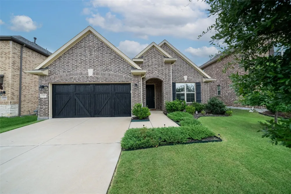 3017 Spring Creek Trail Celina, TX 75078