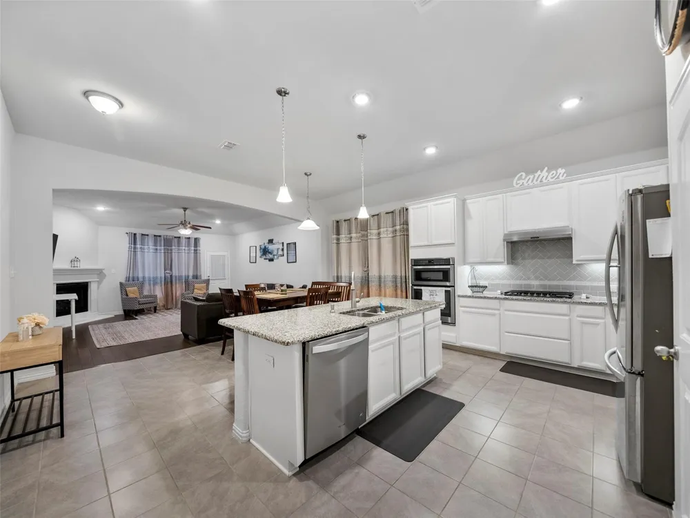 3017 Spring Creek Trail Celina, TX 75078