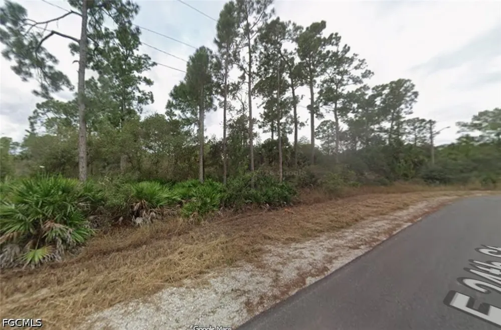 E 24th Street Alva, FL 33920