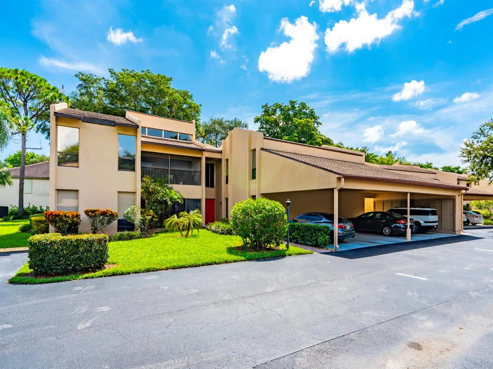6424 Pumpkin Seed Circle Boca Raton, FL 33433