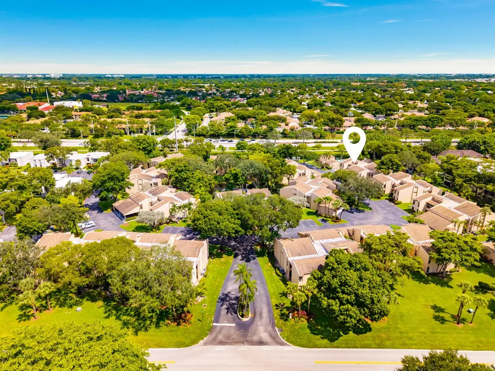 6424 Pumpkin Seed Circle Boca Raton, FL 33433