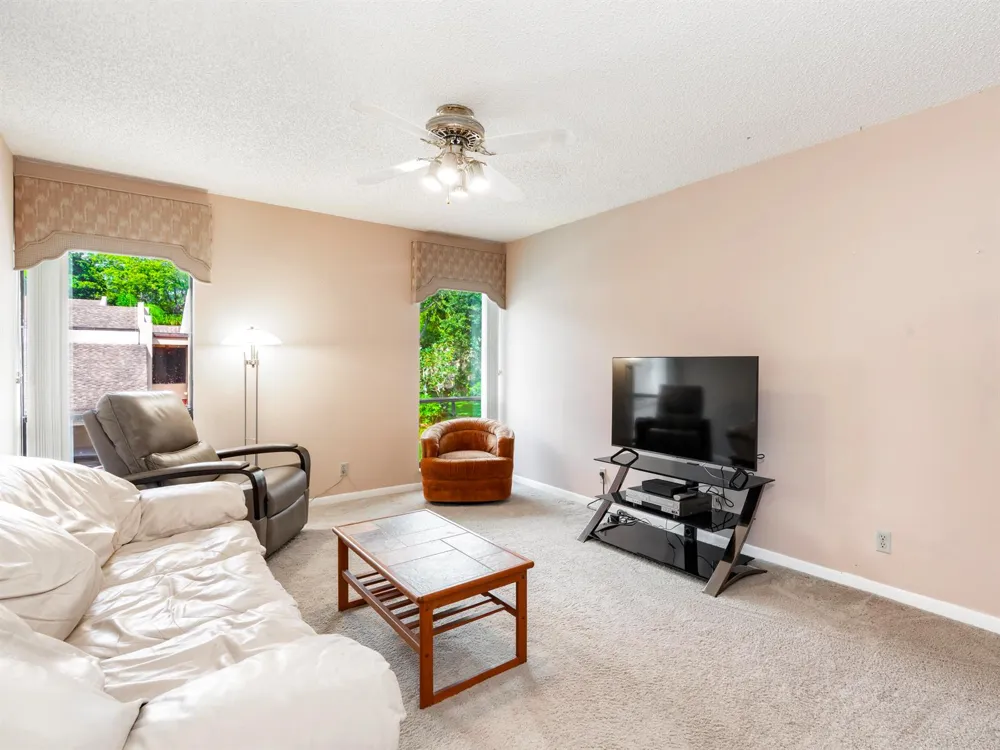 6424 Pumpkin Seed Circle Boca Raton, FL 33433