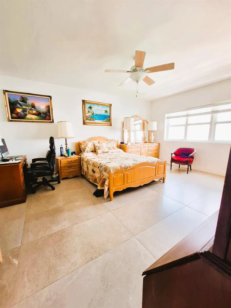2650 Lake Shore Drive #1705 Riviera Beach, FL 33404