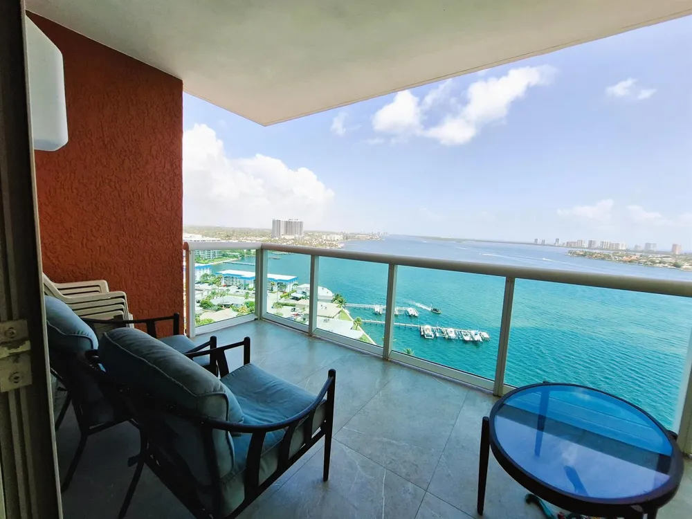 2650 Lake Shore Drive #1705 Riviera Beach, FL 33404