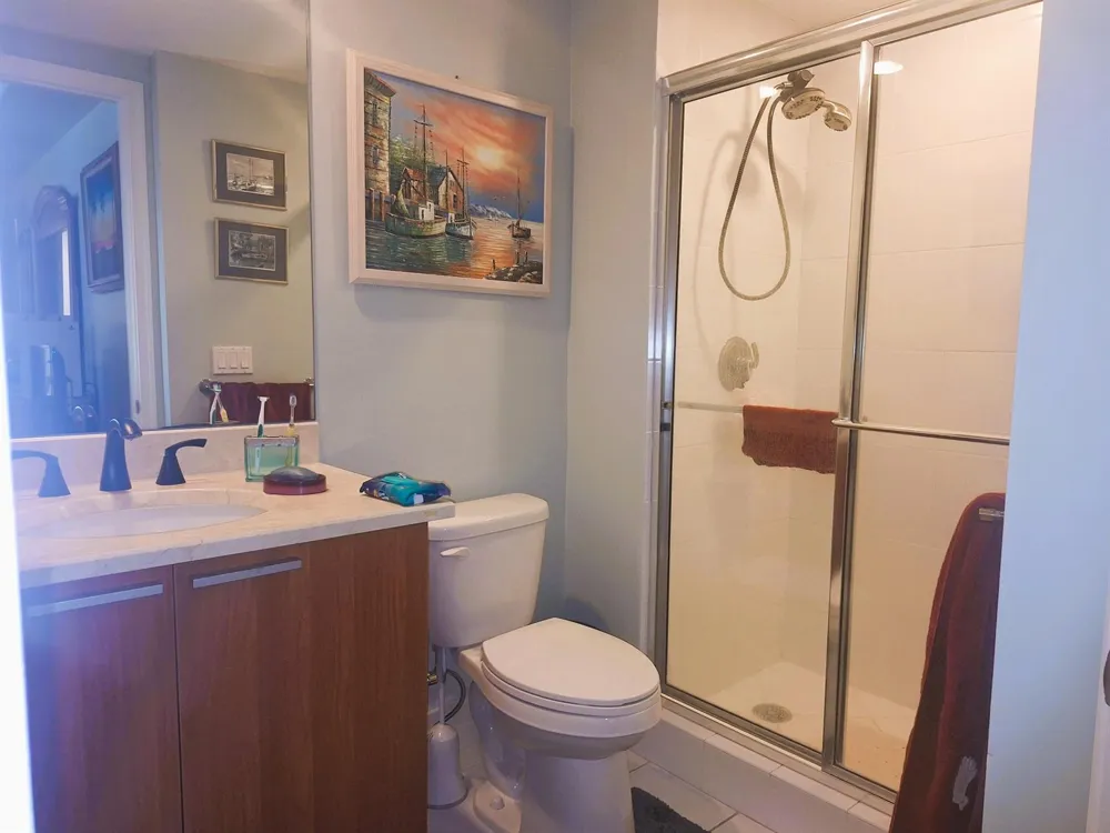 2650 Lake Shore Drive #1705 Riviera Beach, FL 33404
