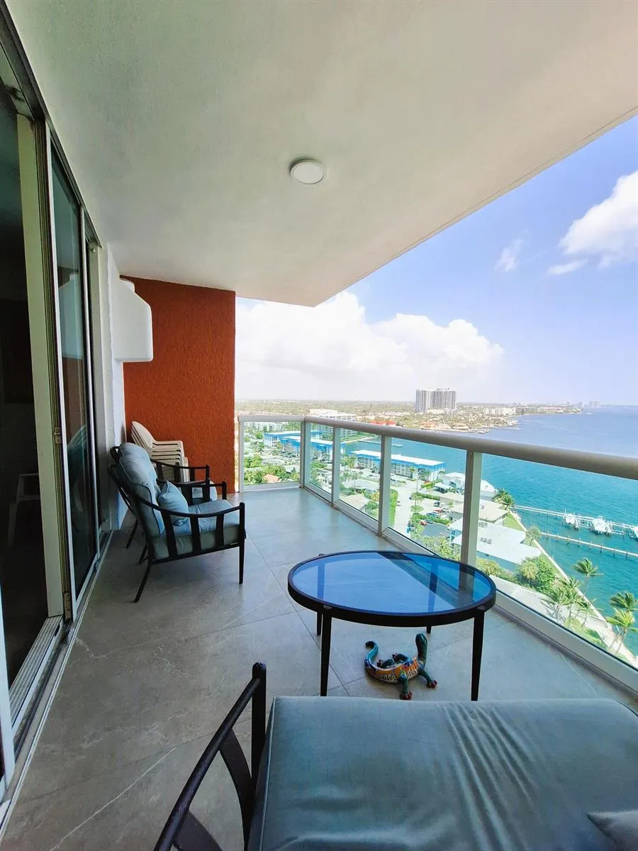 2650 Lake Shore Drive #1705 Riviera Beach, FL 33404