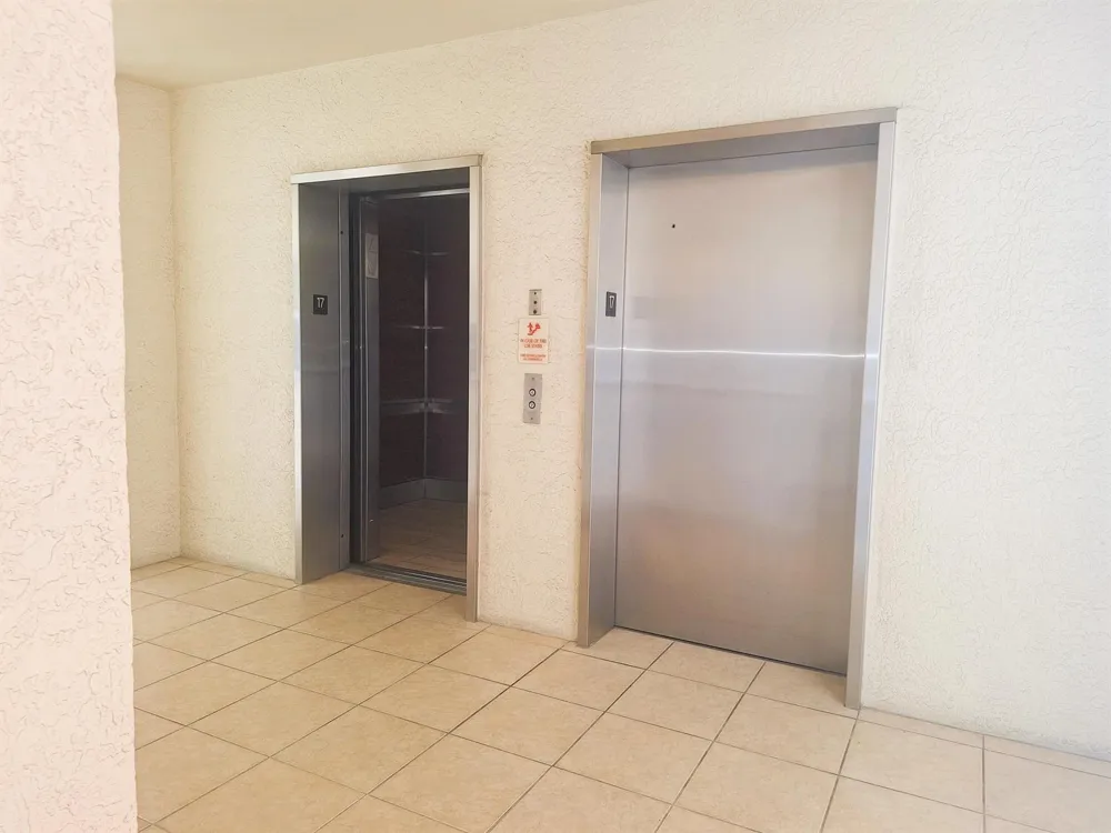 2650 Lake Shore Drive #1705 Riviera Beach, FL 33404